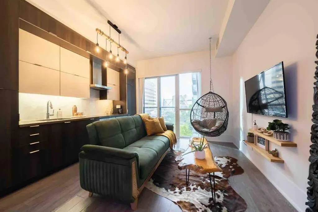 Luxury Boho Loft In The Heart Of The Downtown Core Apartment Toronto 0*,  Canada