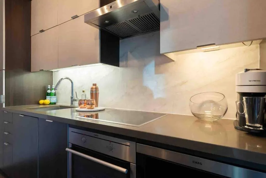 Luxury Boho Loft In The Heart Of The Downtown Core Apartment Toronto