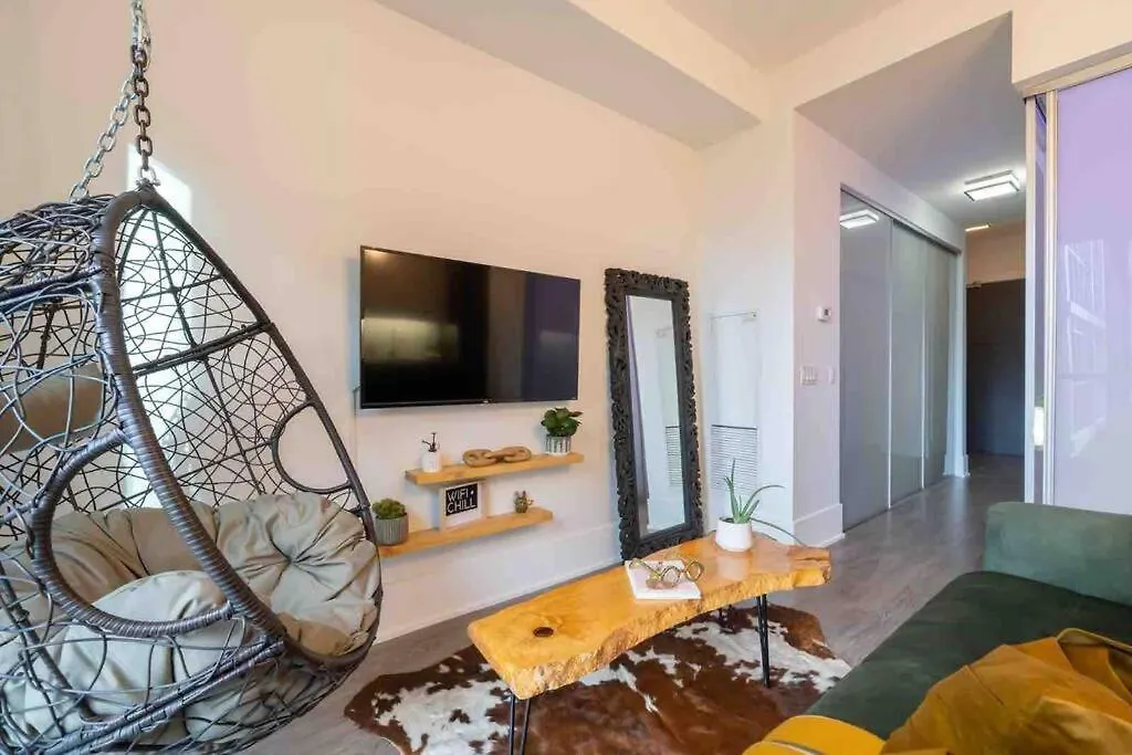 Luxury Boho Loft In The Heart Of The Downtown Core Apartment Toronto